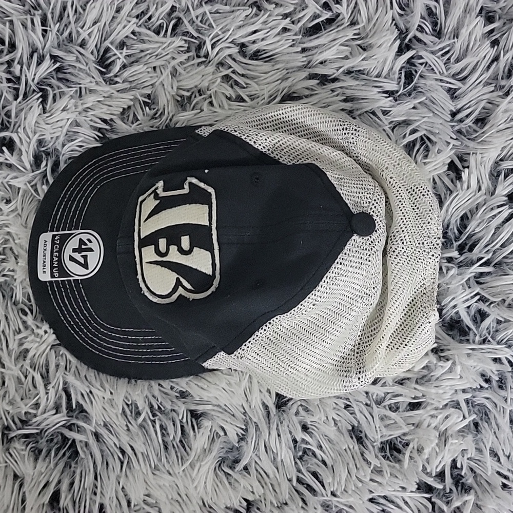 Bengals cap 🤍 - Picture 4 of 9
